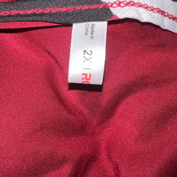 Rose-gal Red Floral Top - Picture 3 of 4